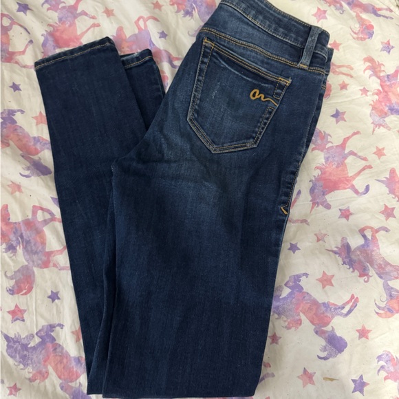 Women's Blue Jeans - Picture 3 of 3